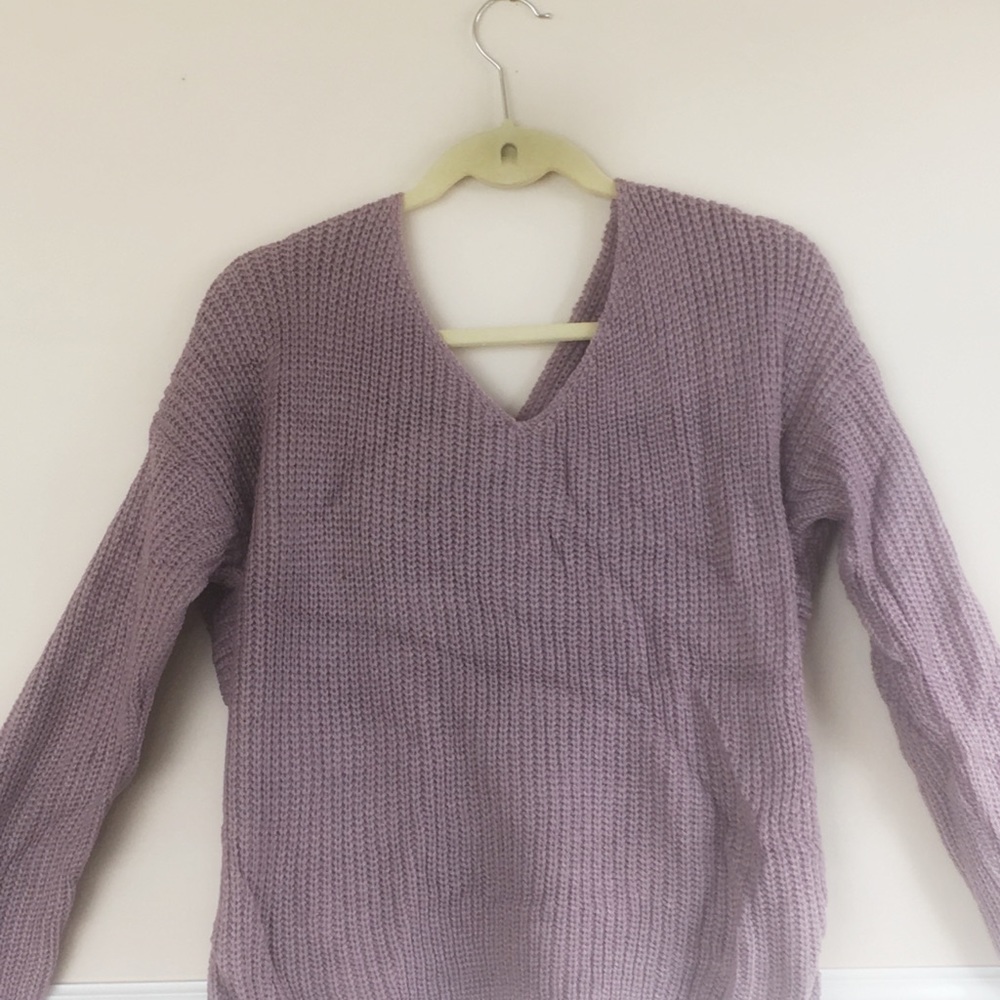 Open Back Twist Chunky Knit Sweater - Picture 4 of 4